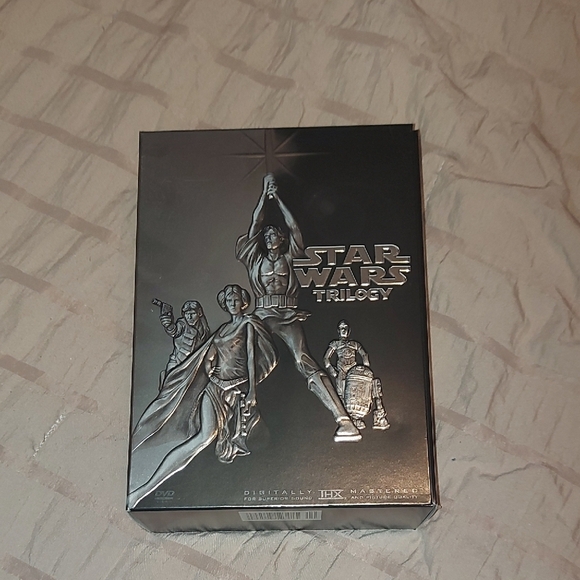 Lucas Film Other - Star Wars Trilogy DVD Set - Collector's Silver Edition
